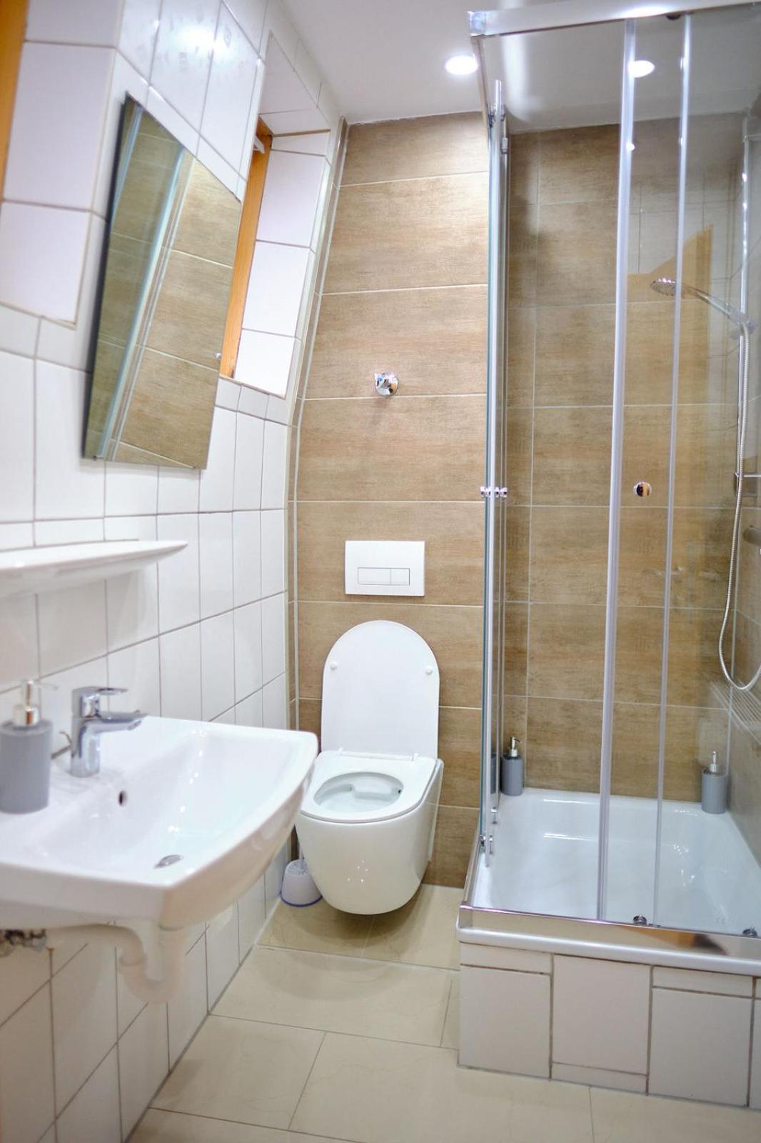 Primetime Suite Fuer 8+Kueche/Wifi Essen Luaran gambar