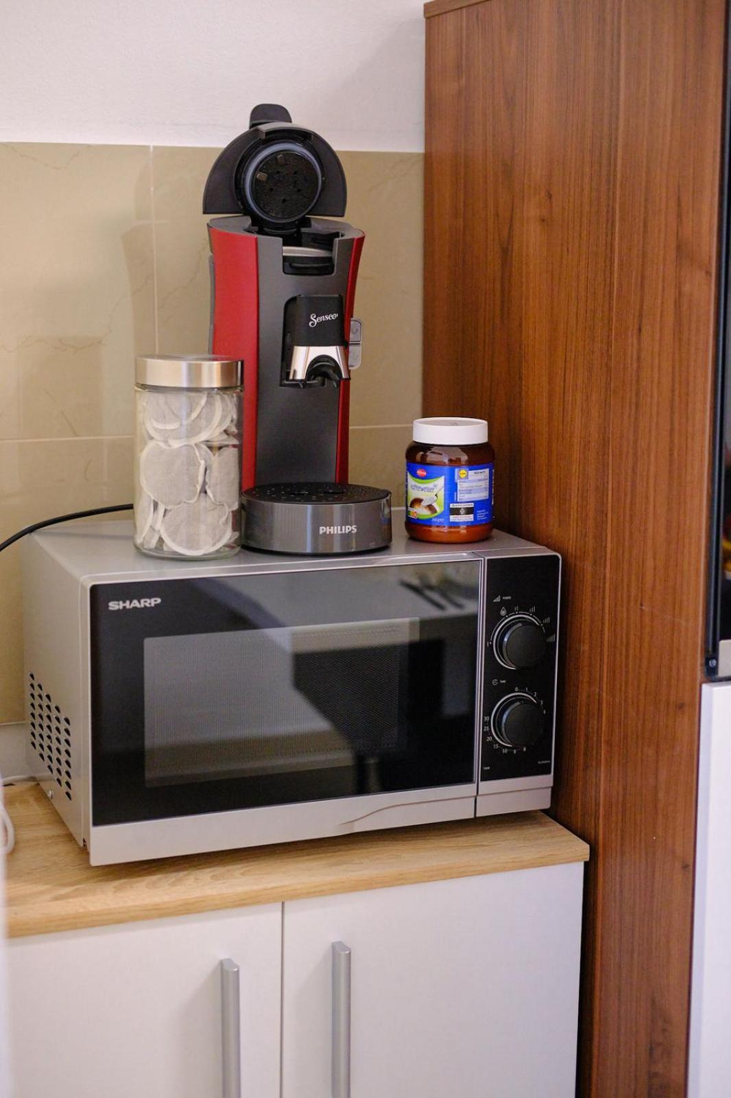 Primetime Suite Fuer 8+Kueche/Wifi Essen Luaran gambar