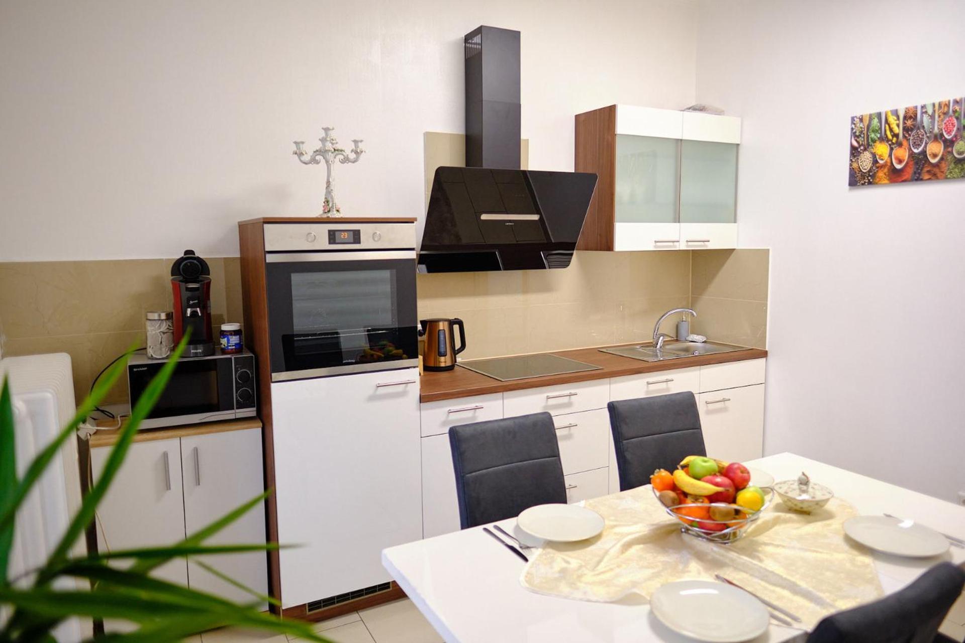 Primetime Suite Fuer 8+Kueche/Wifi Essen Luaran gambar
